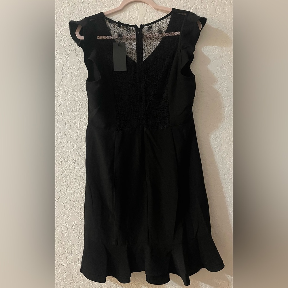 19 Cooper Women's Black Ruffled Lace Zippered Cap Sleeve V Neck Dress Sz L NWT - Picture 4 of 6